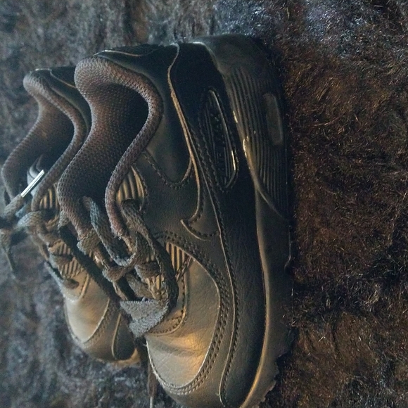 Toddler shoes - Picture 2 of 3